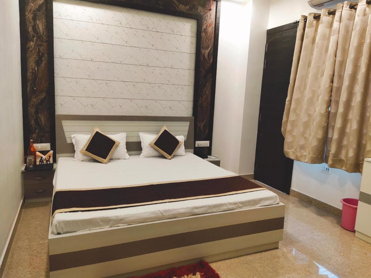 Hotel The Shree Jee Palace Mirzāpur Eksteriør billede