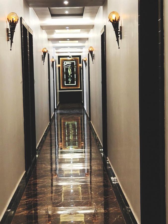 Hotel The Shree Jee Palace Mirzāpur Eksteriør billede