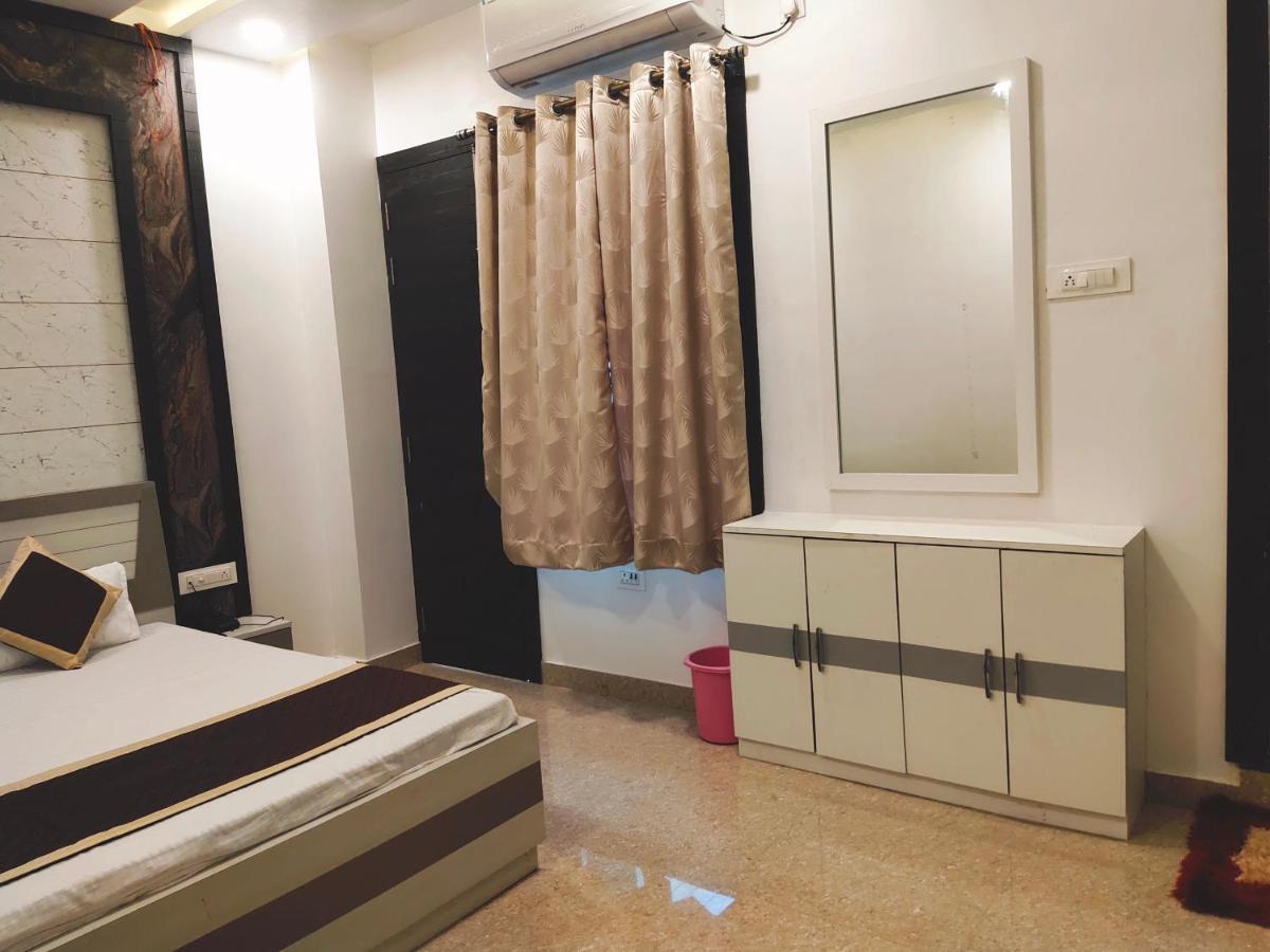 Hotel The Shree Jee Palace Mirzāpur Eksteriør billede