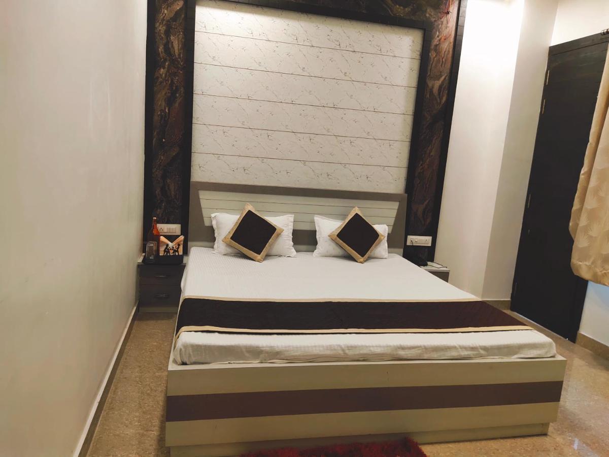 Hotel The Shree Jee Palace Mirzāpur Eksteriør billede